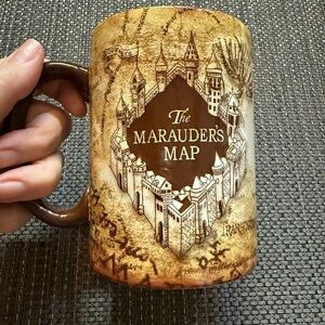 Universal Studios Orlando Harry Potter Marauder's Map 16 oz Tan Mug